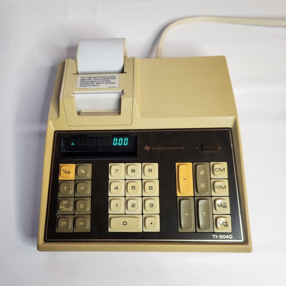 Vintage Texas Instruments TI-5040 Electronic Desktop Calculator 1979 *See Notes*